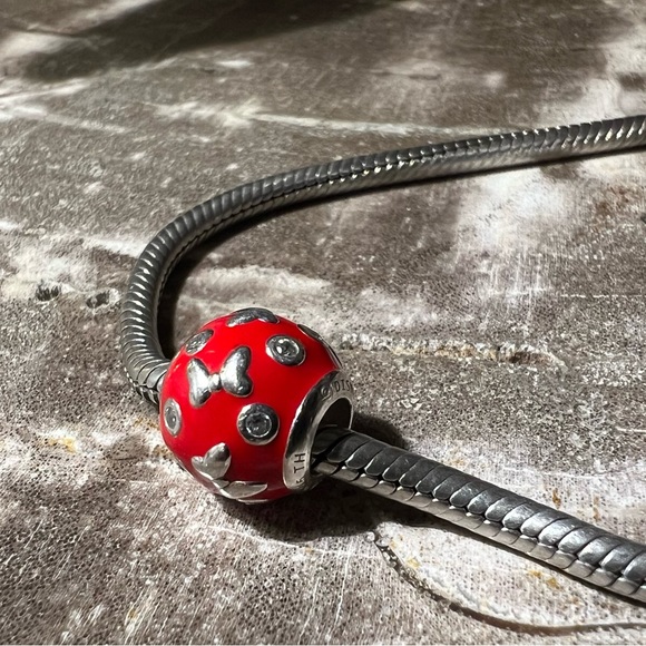 Authentic Red Cz Chamilia Disney Minnie Mouse Accent Enamel Charm Bead 925 Cham - Picture 5 of 5